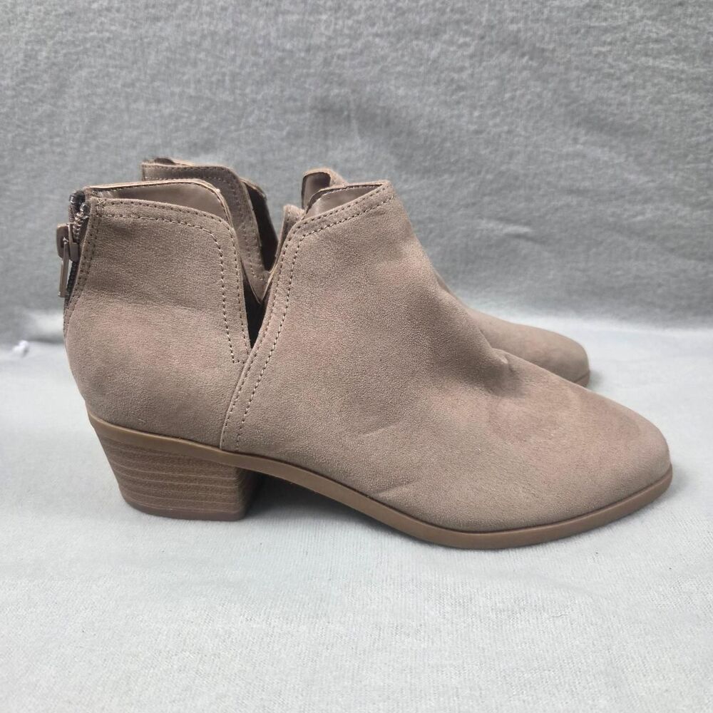 Express Women's Tan and Brown Boots